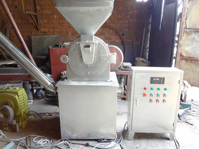 萬能高效粉碎機(jī)組(含30B改進(jìn)型)